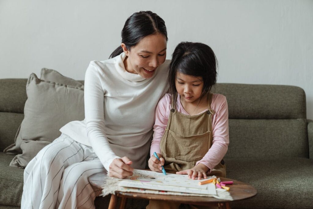 One challenge that often gets overlooked is communication. Parents and caregivers want the best for their child, but they might not always know how to explain what they’re seeing or feeling. On the other hand, clinicians and prosthetists might speak in technical terms that don’t always make sense to families. This gap can lead to missed signs, delays in treatment, or even frustration on both sides.