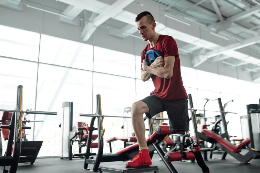 Using an upper limb prosthetic for sports requires more than just a high-quality device—it demands training, practice, and rehabilitation to maximize performance. Athletes must develop strength, coordination, and confidence in their prosthetic, ensuring that it becomes a natural extension of their body. Proper training also helps prevent injuries and improves overall efficiency in movement.