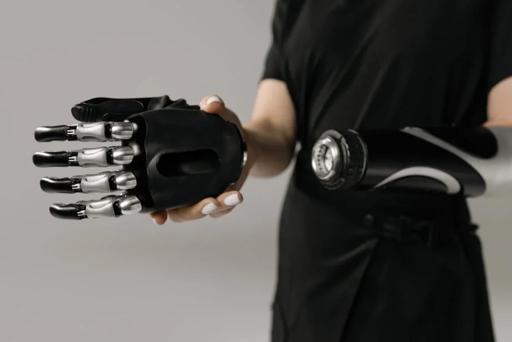 A common misunderstanding is that once a prosthetic fits well, it will always fit well. But the human body is constantly changing. This is especially true after limb loss. In the first several months—and even years—after amputation, the residual limb can shrink, swell, or shift in shape. Muscle mass may change depending on activity level. Weight can fluctuate. Even a person’s walking style may evolve as they gain more strength or confidence.