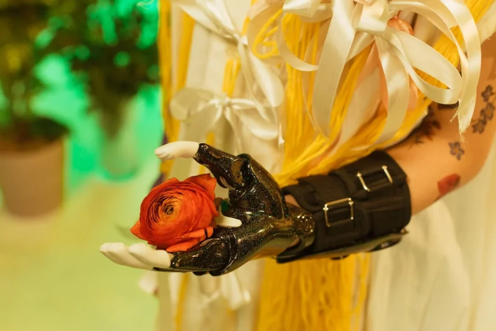 When recovering from limb loss or injury, most people focus on physical care—cleaning the wound, wearing the prosthetic, and following rehab routines. But there’s another part of the body that plays a major role in healing: the mind.
