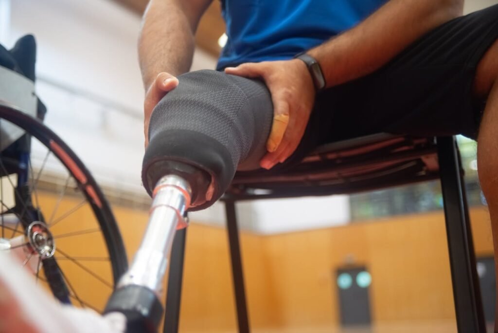 Repair and Maintenance Hubs: Fast Turnaround Cities and Policies