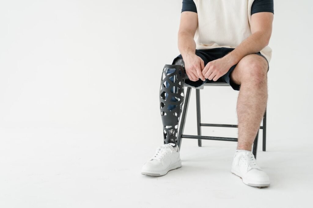 The prosthetic should not slip or shift while driving.
