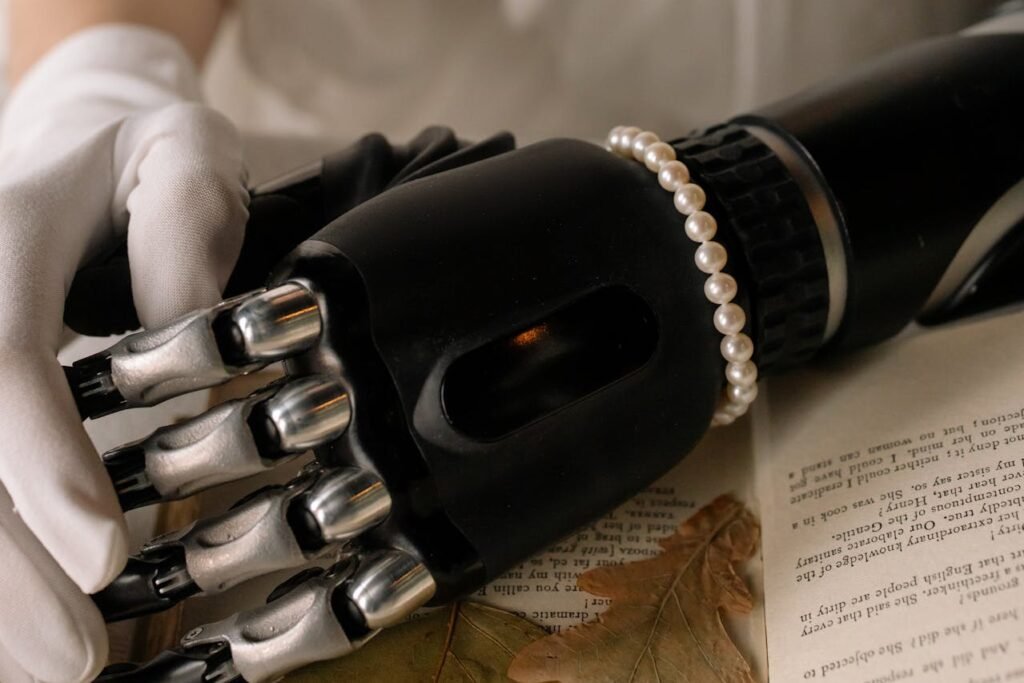 Most people who notice your prosthetic
